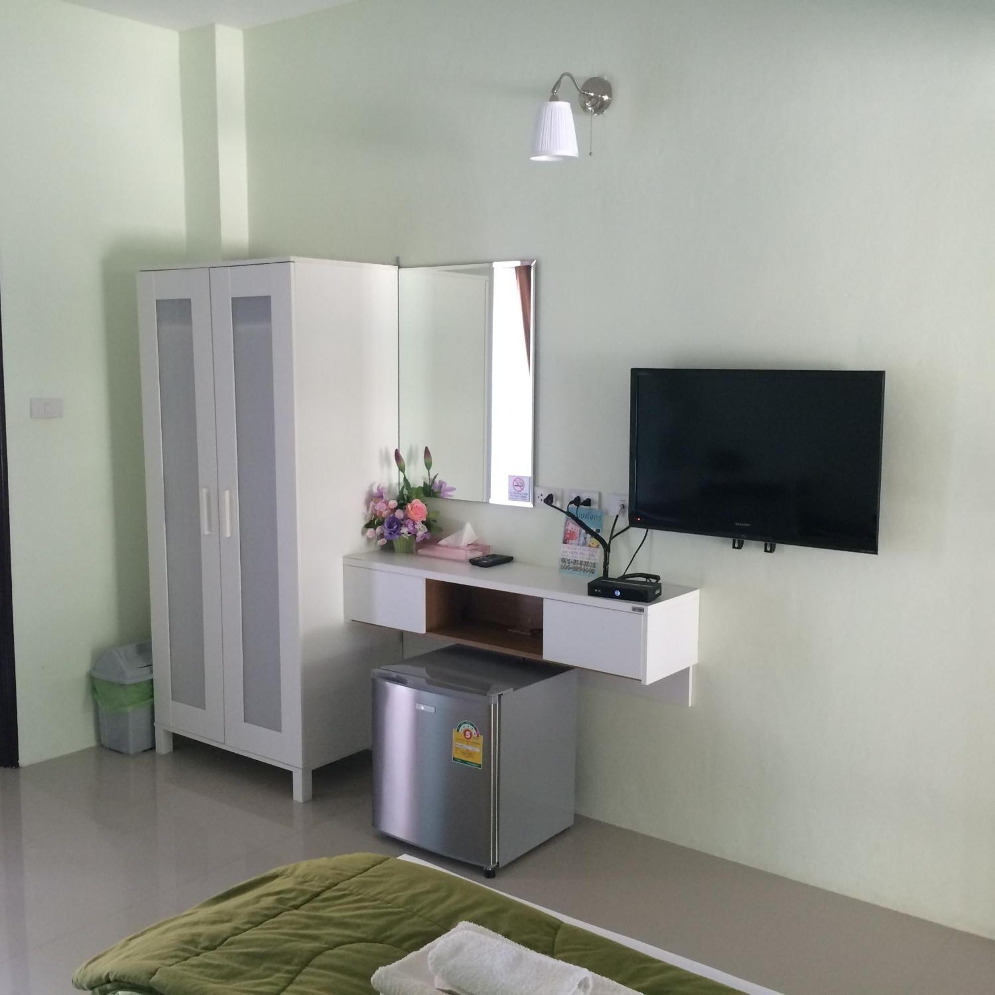 Papangkorn House Hotel Surat Thani Room photo