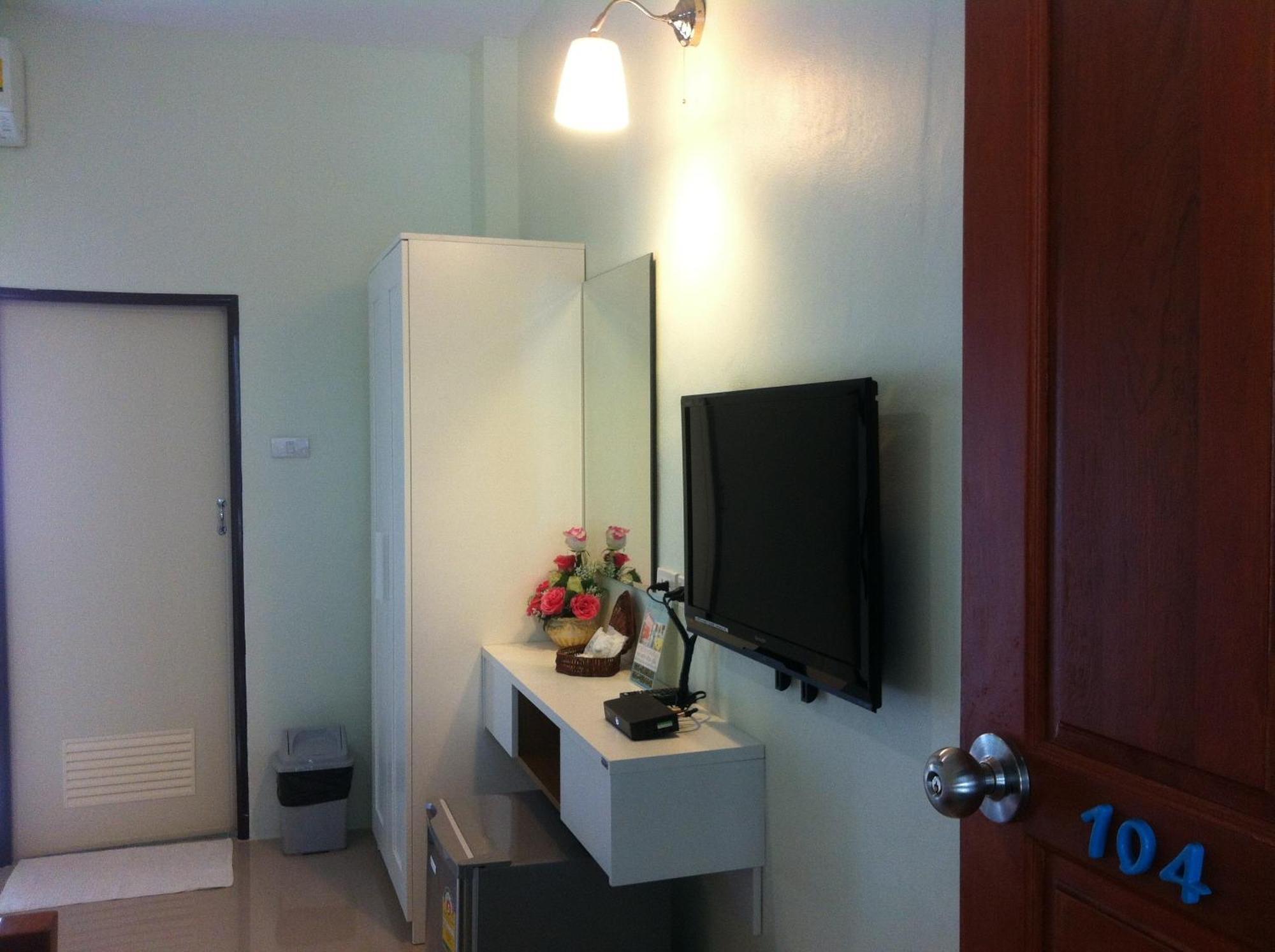 Papangkorn House Hotel Surat Thani Room photo